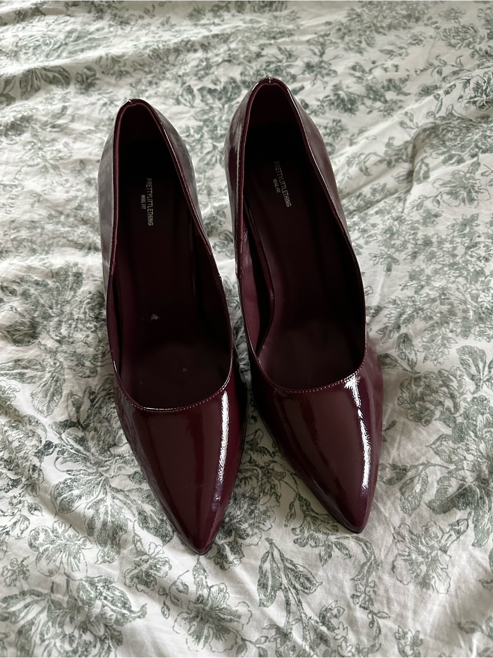 Pretty Little Thing Red Pumps 7